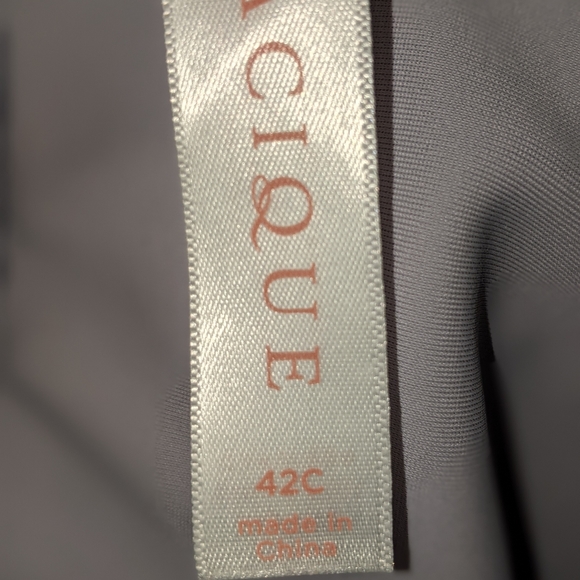 Bra - Picture 3 of 3